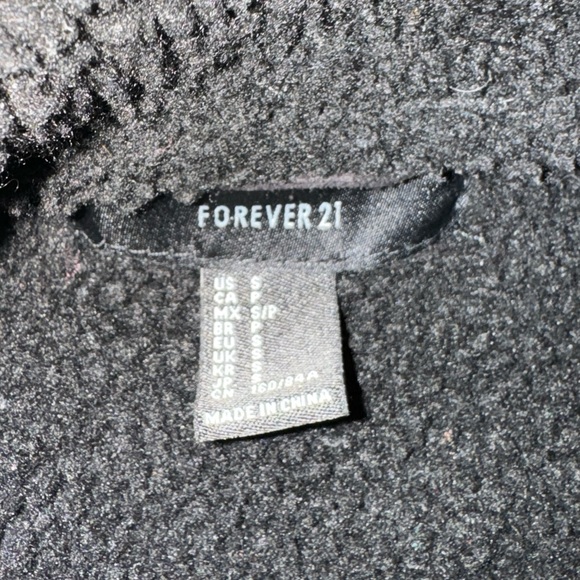 Forever21 Black Sherpa Lined Jacket Size Small - Picture 3 of 5